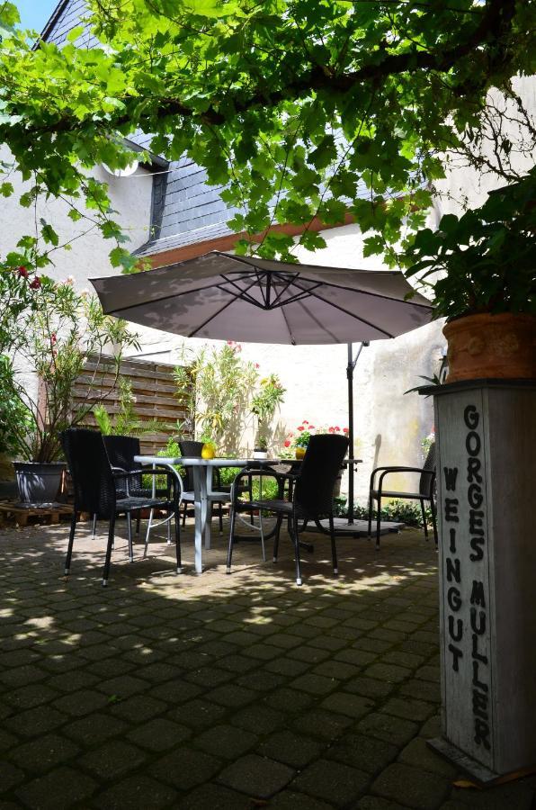 Altes Winzerhaus - Ferienhaus Burgen  Extérieur photo