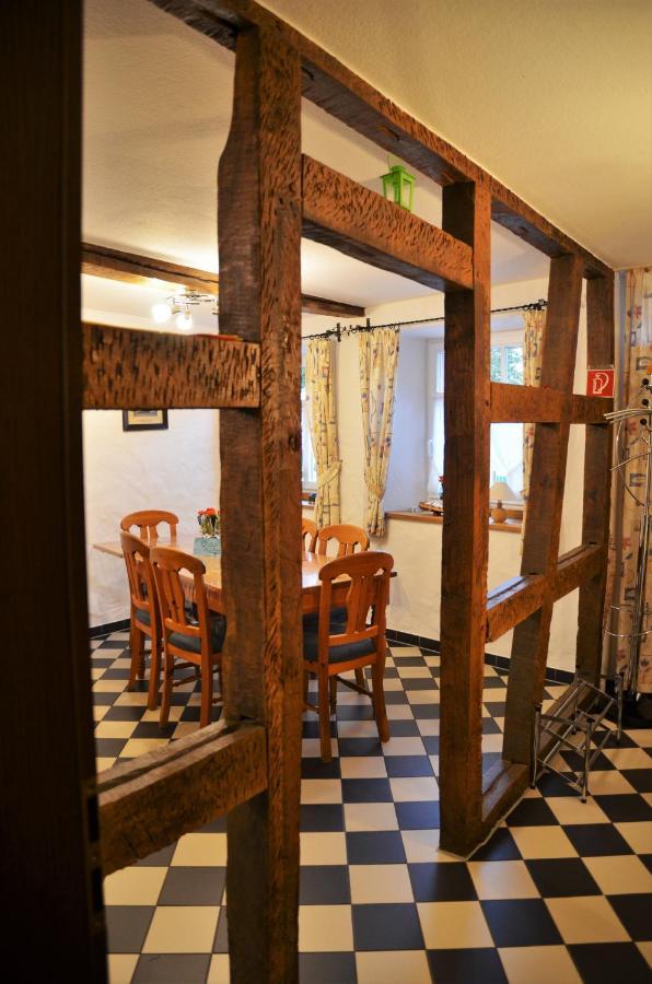 Altes Winzerhaus - Ferienhaus Burgen  Extérieur photo