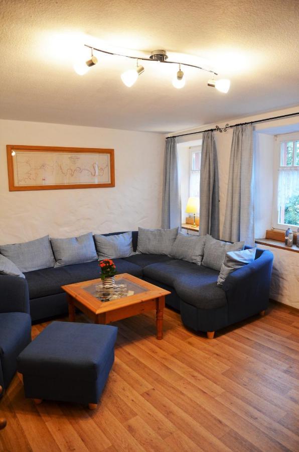 Altes Winzerhaus - Ferienhaus Burgen  Extérieur photo